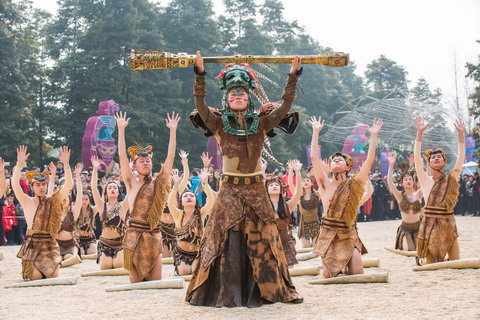 300场精彩演艺轮番上演 太阳节里过闹热春节