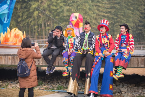 欢乐巡游 高雅交响乐 雅俗共赏最美太阳节