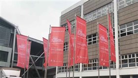 C:Users黄华AppDataLocalTempWeChat Files?9781523203403047.jpg