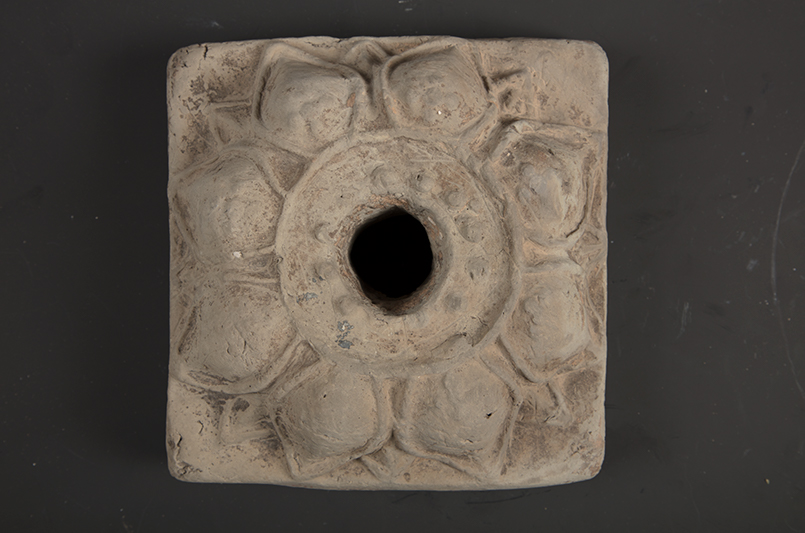 5--莲花纹陶柱础--12.0067（俯视）.jpg